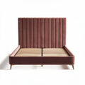 Bed in velours met gestreepte lattenbodem en gouden poten 200 x 160 x 100cm